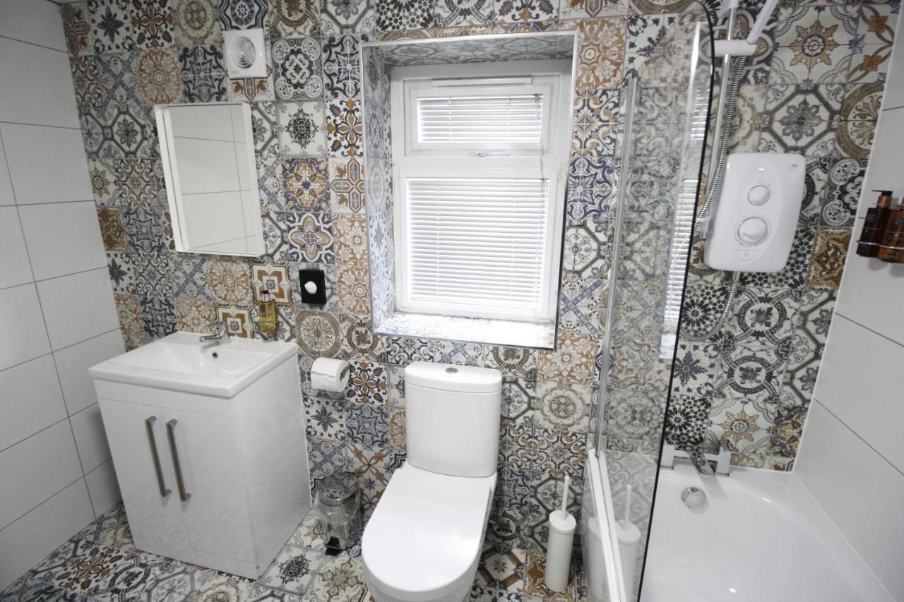 Willow Serviced Apartments - 39 カーディフ エクステリア 写真